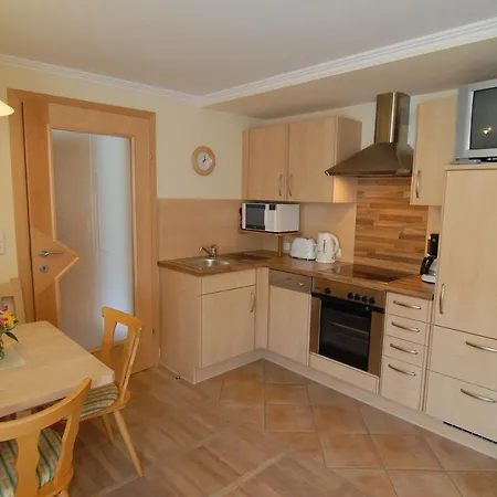 Stoeckl Apartment *